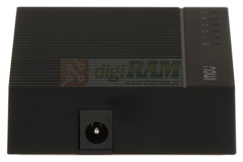 Switch niezarządzalny SF105C